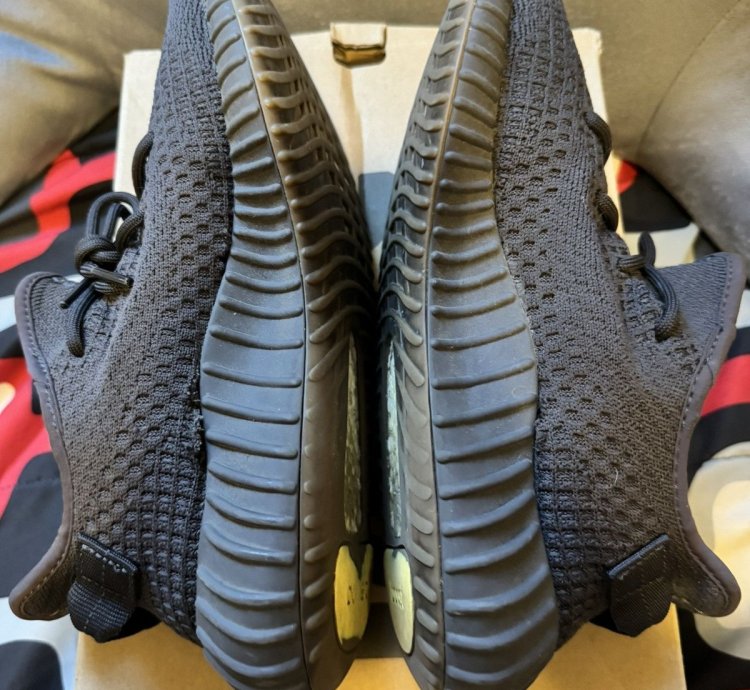 Yeezy Cinder 350 V2