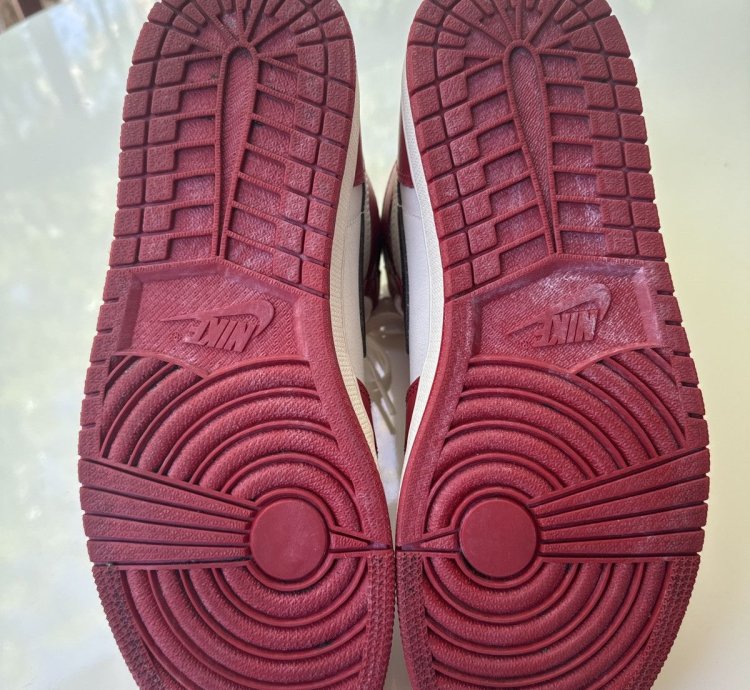 Air Jordan 1 Lost And Found Chicago