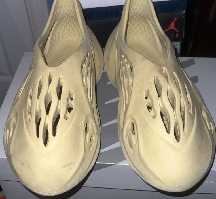 Yeezy Foam Runner