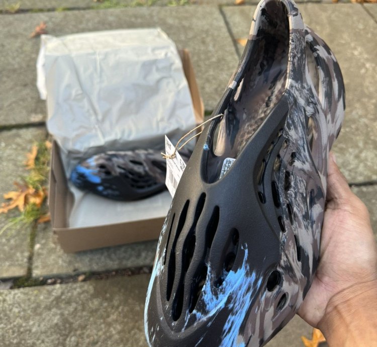 Yeezy Foam Runner Mx Cinder