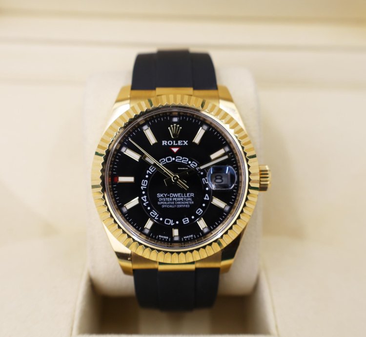 Rolex Sky-dweller 42mm Fluted Bezel Yellow Gold Black Index Dial Oysterflex Band 326238