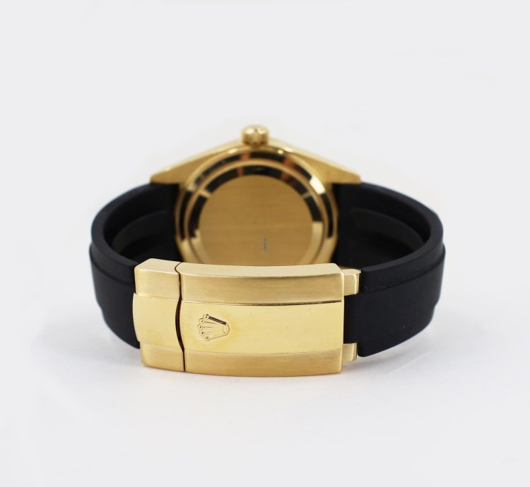 Rolex Sky-dweller 42mm Fluted Bezel Yellow Gold Black Index Dial Oysterflex Band 326238