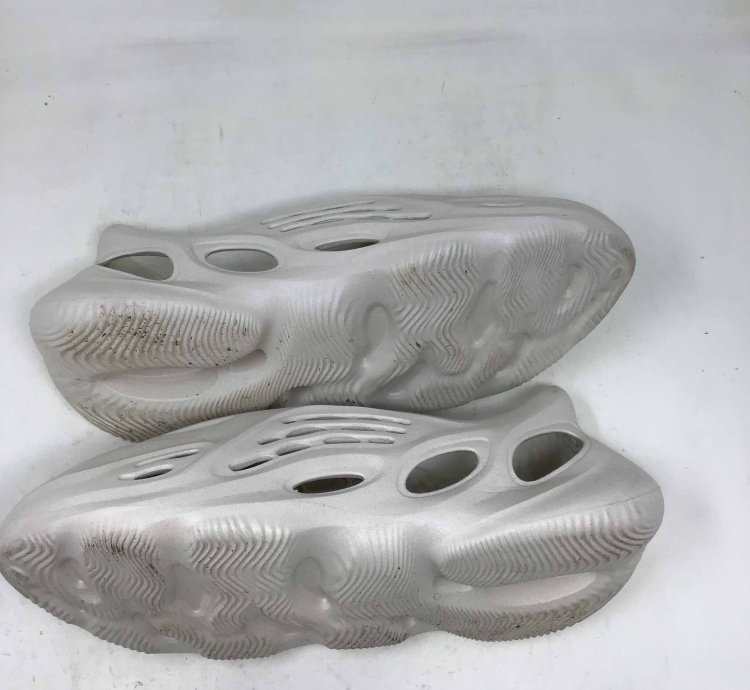 Yeezy Foam Runner Sand