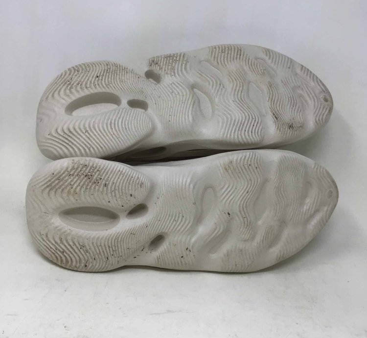 Yeezy Foam Runner Sand