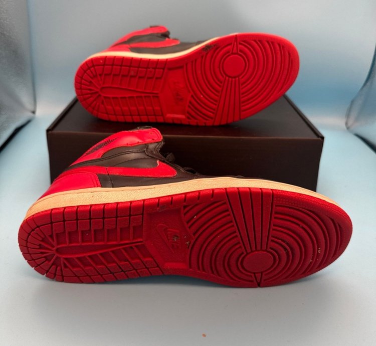 Air Jordan 1 Retro 2001 Bred M8 W9 5