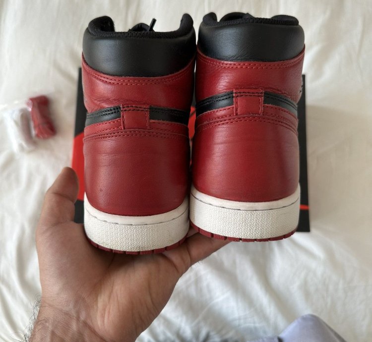 Air Jordan 1 Retro Bread 2016