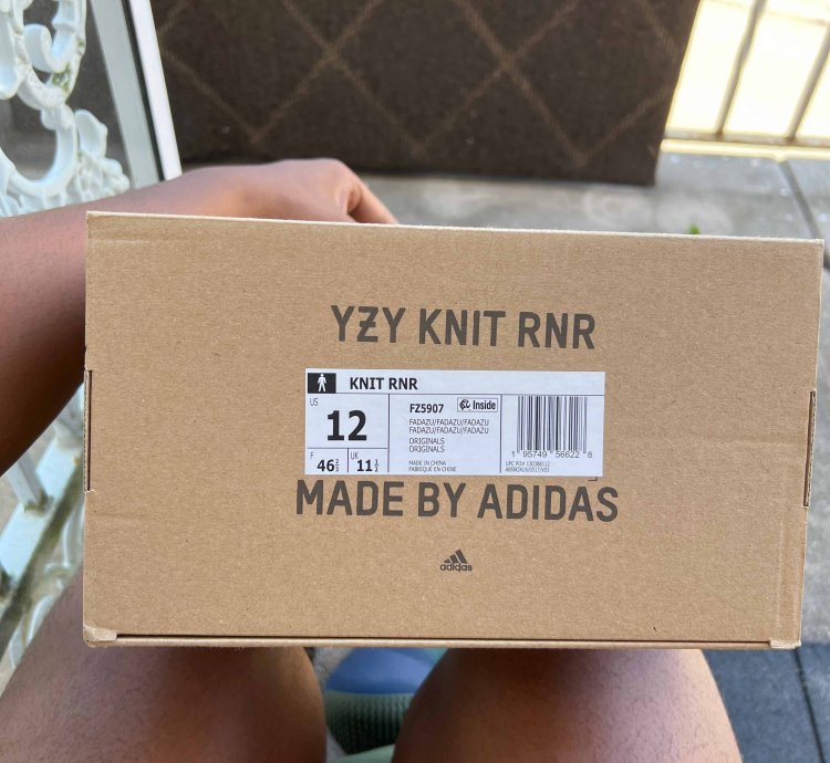 Yeezy Knit Runner Faded Azure