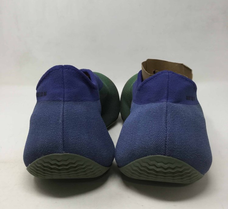 Yeezy Knit Runner Faded Azure
