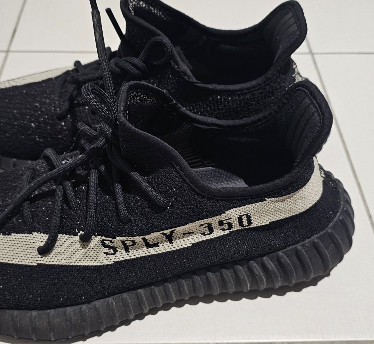 Yeezy Oreo