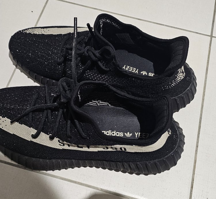 Yeezy Oreo