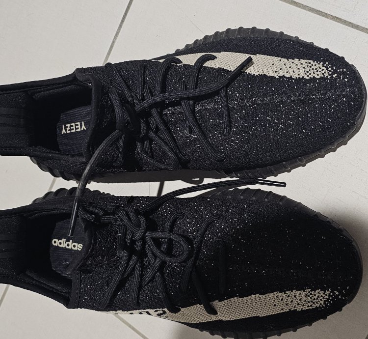 Yeezy Oreo