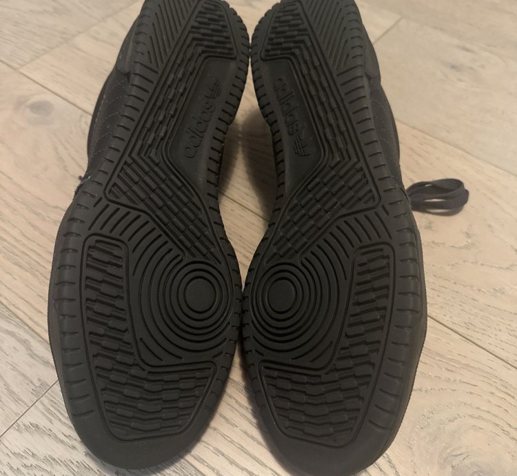Yeezy Powerphase Cg6420