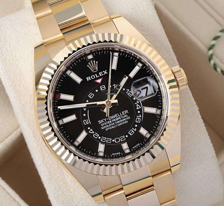 Rolex Sky-dweller 42mm Oyster 326938 Yellow Gold Watch Black Index Dial Never Worn