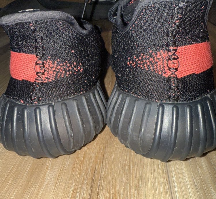 Yeezy Red Stripe