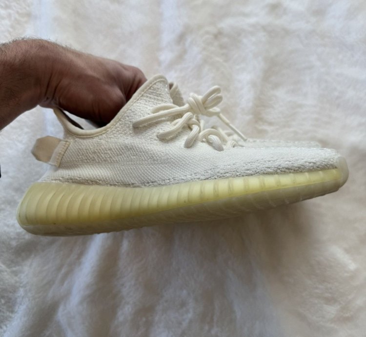 Yeezy Triple Whites