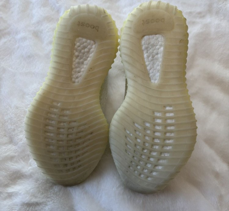 Yeezy Triple Whites