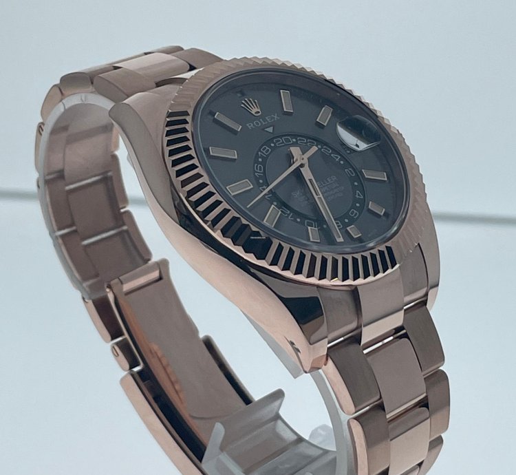 Rolex Sky-dweller 42mm Rhodium Dial Everose Gold