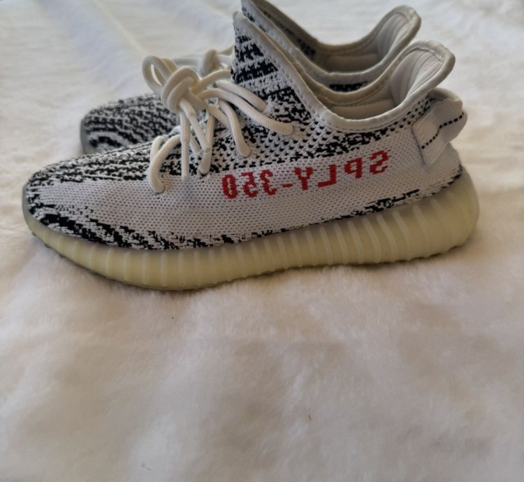 Yeezy V2 Zebras