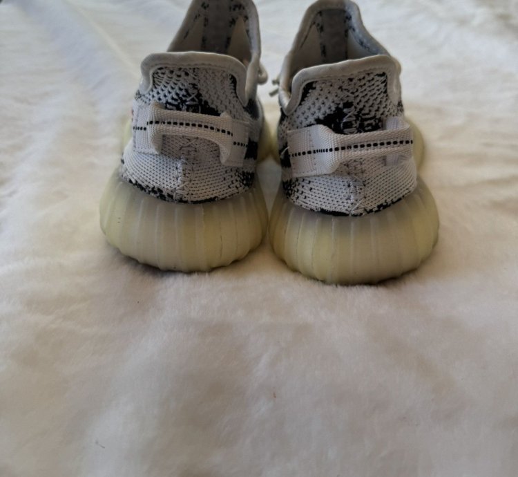 Yeezy V2 Zebras