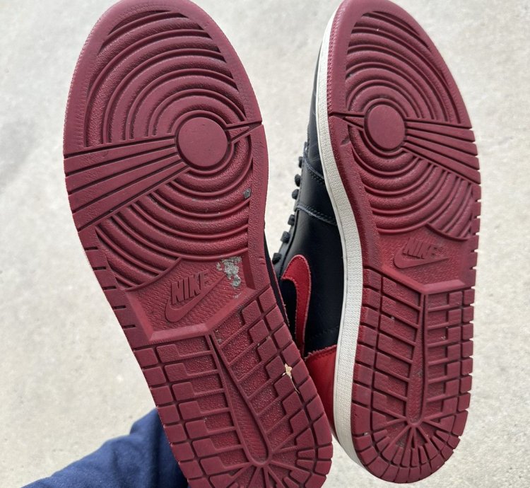 Air Jordan 1 Retro High Bred Banned 2016 Size 10 5
