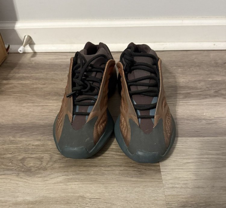 Yeezy V3 Copper Fade