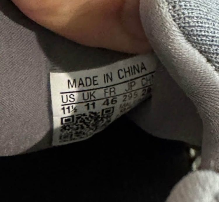 Yeezy V3 Fade Salt