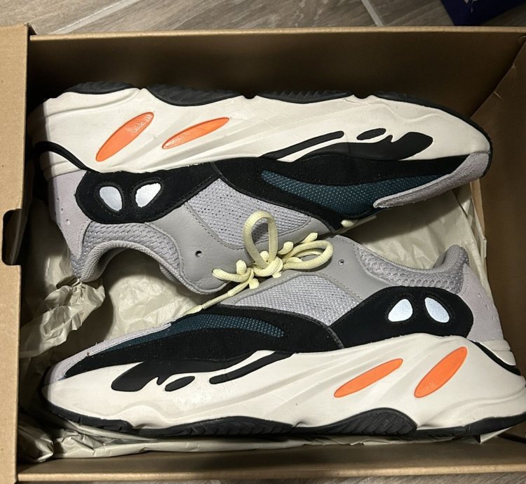 Yeezy Waverunner