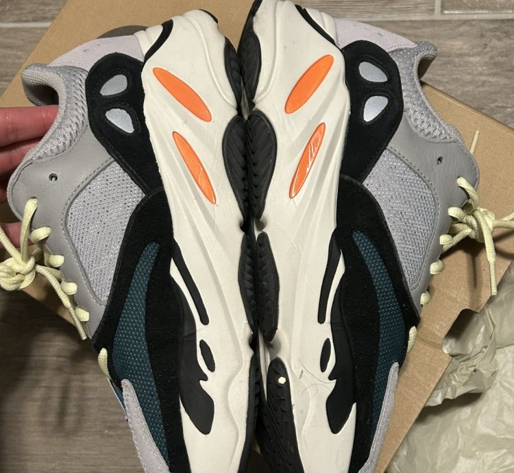 Yeezy Waverunner