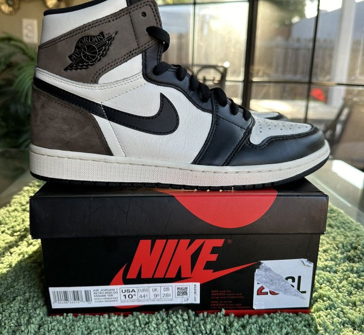 Air Jordan 1 Retro High Dark Mocha
