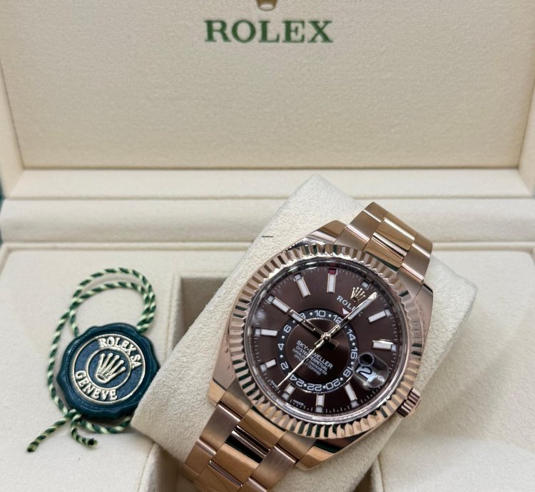 Rolex Sky-dweller 42mm Rose Gold 326935 Chocolate Dial 2023