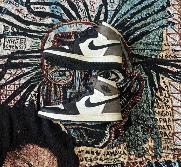 Air Jordan 1 Retro High Og Dark Mocha