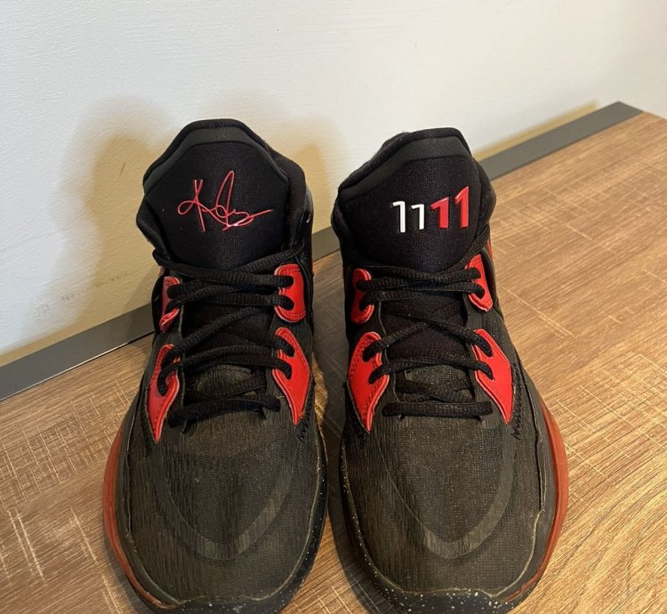 Youth Nike Kyrie 8 Infinity gs Size 6y Women 6 5 Shoes