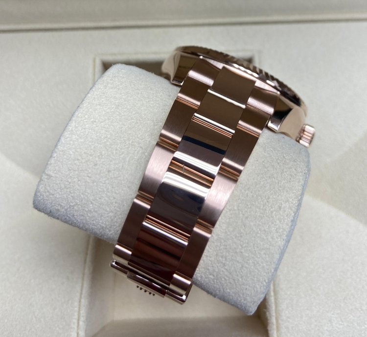 Rolex Sky-dweller 42mm Rose Gold Dark Rhodium Dial Oyster Band 326935 2022