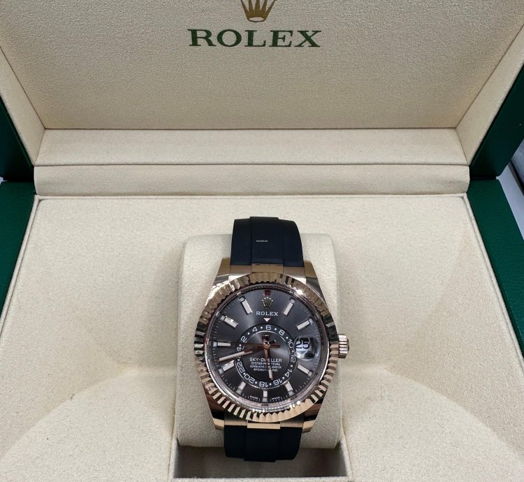 Rolex Sky-dweller 42mm Rose Gold Dark Rhodium Dial Oysterflex 326235