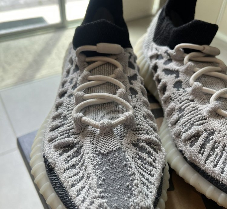 Yzy 350 V2 Cmpct