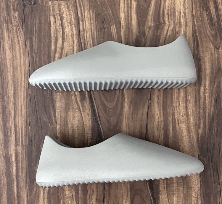 Yzy Sl-01 Slide