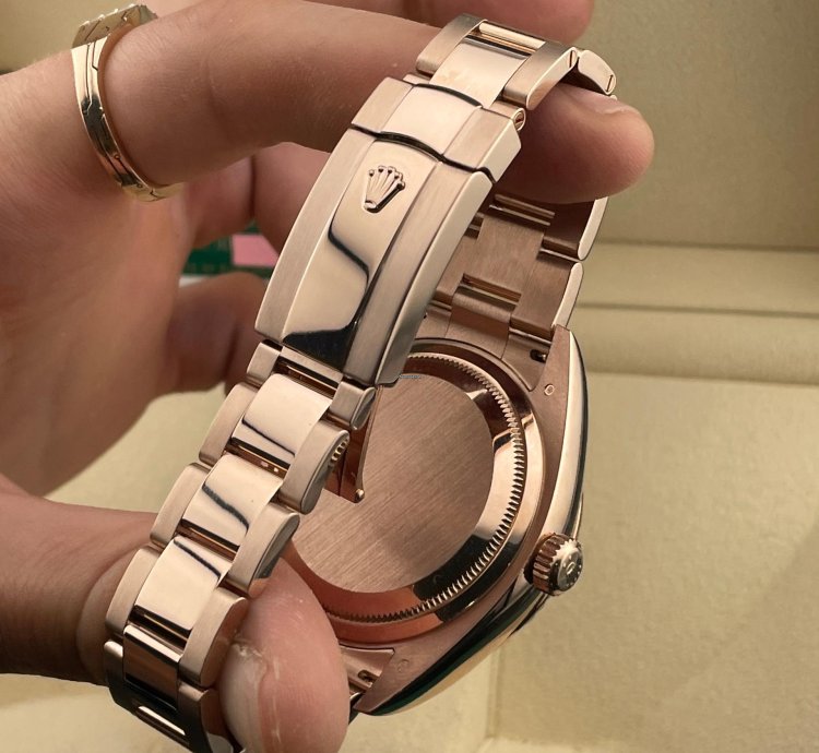 Rolex Sky-dweller 42mm White Dial Rose Gold
