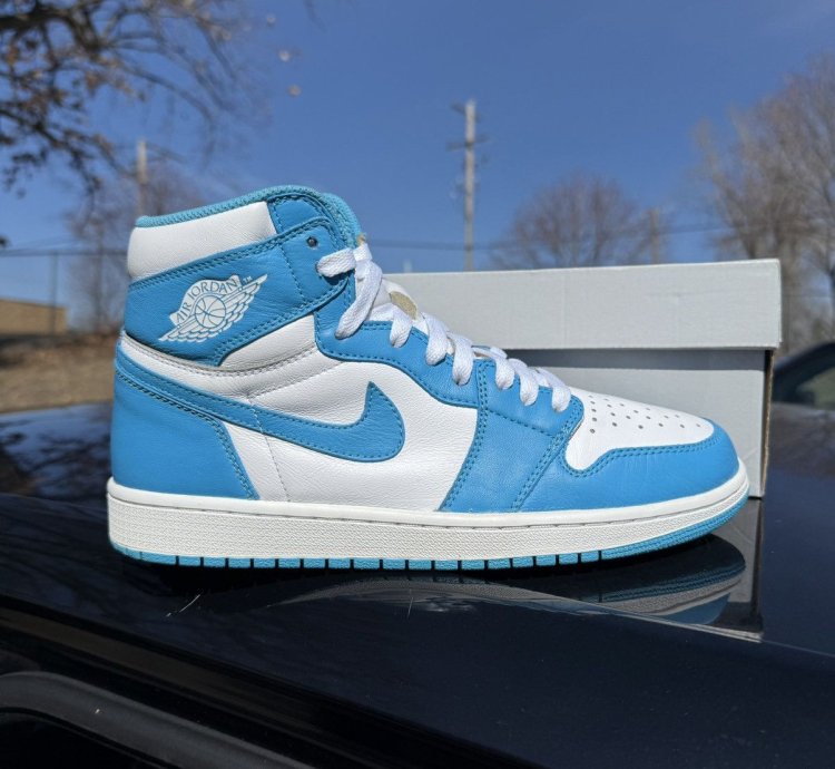 Air Jordan 1 Retro High Og Unc 15 Size 9 5
