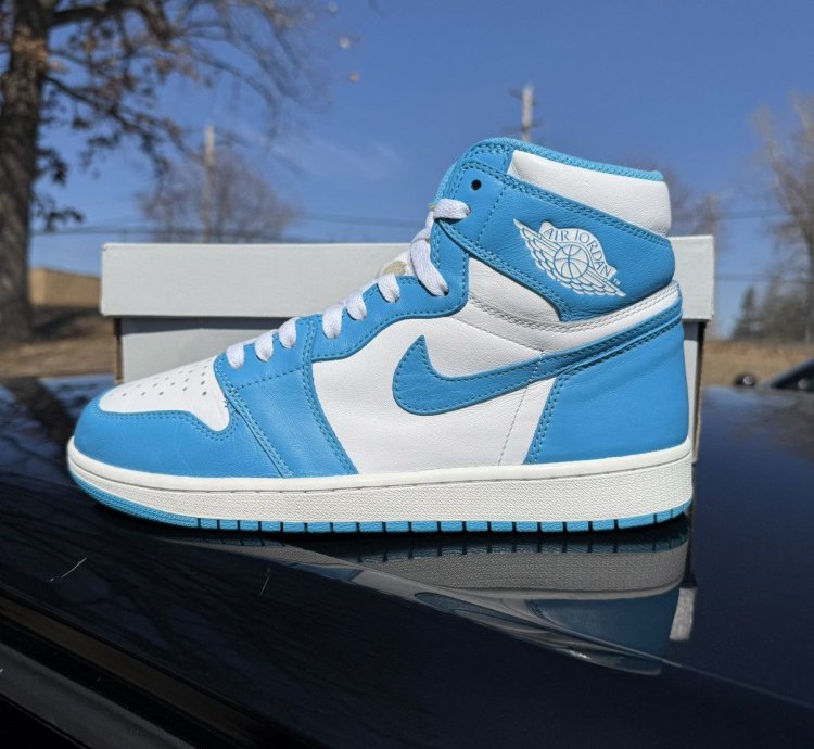Air Jordan 1 Retro High Og Unc 15 Size 9 5