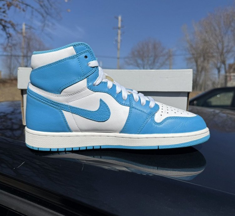 Air Jordan 1 Retro High Og Unc 15 Size 9 5