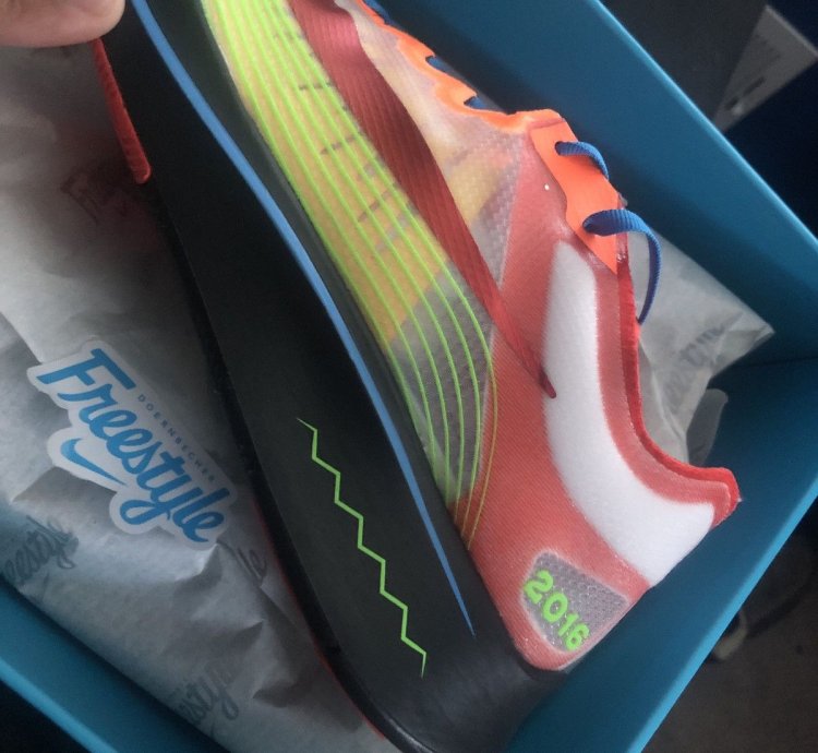 Zoom Fly Db