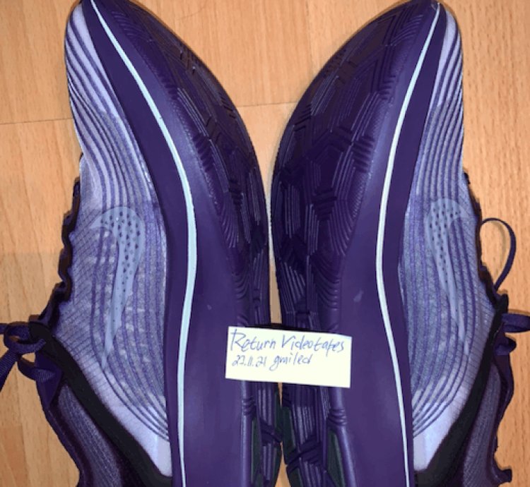 Zoom Fly Gyakusou
