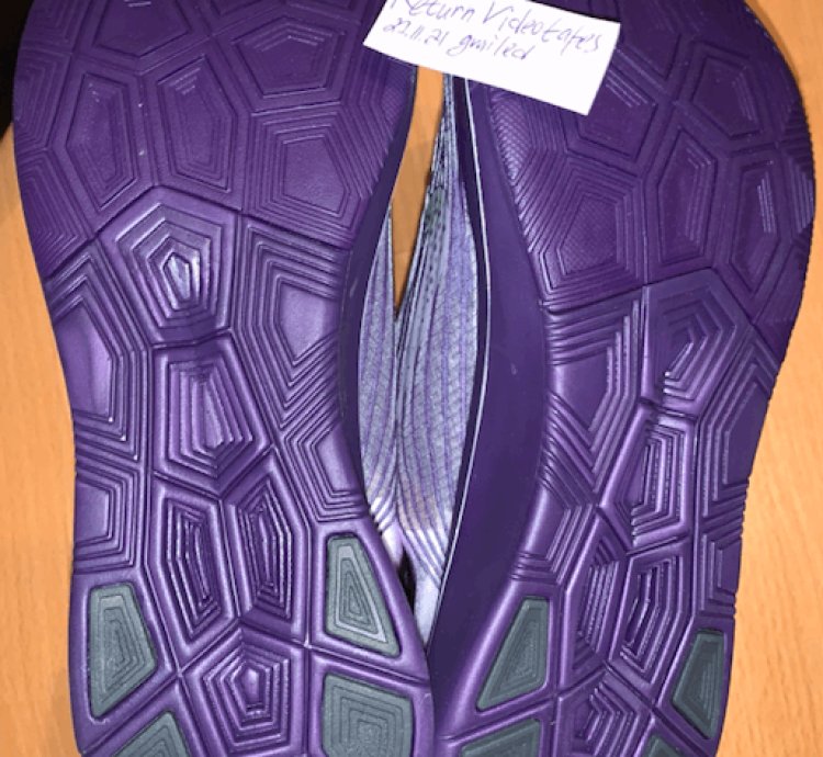Zoom Fly Gyakusou