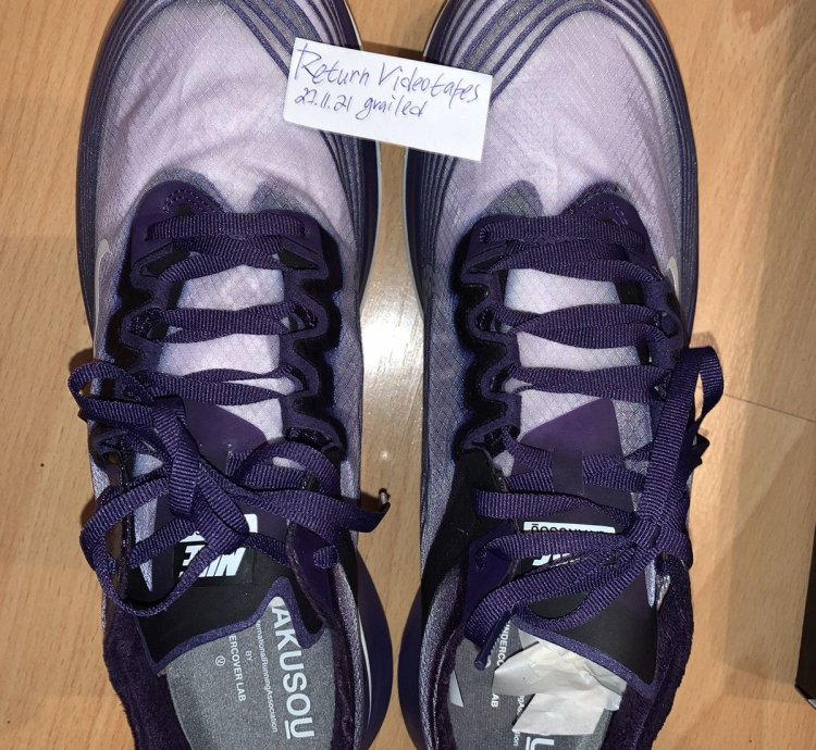 Zoom Fly Gyakusou