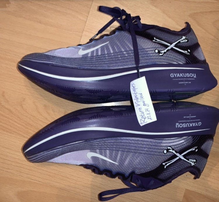 Zoom Fly Gyakusou