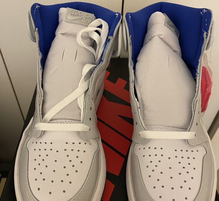 Air Jordan 1 Retro High Zoom White Racer Blue Sz 9