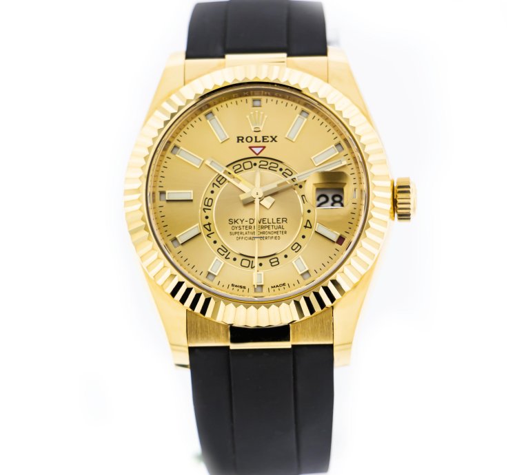 Rolex Sky-dweller 42mm Yellow Gold Champagne Index Dial Fluted Bezel 326238