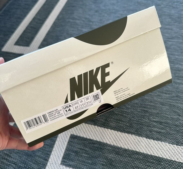 Air Jordan 1 Retro Low Travis Scott Olive Size 14w 12 5m