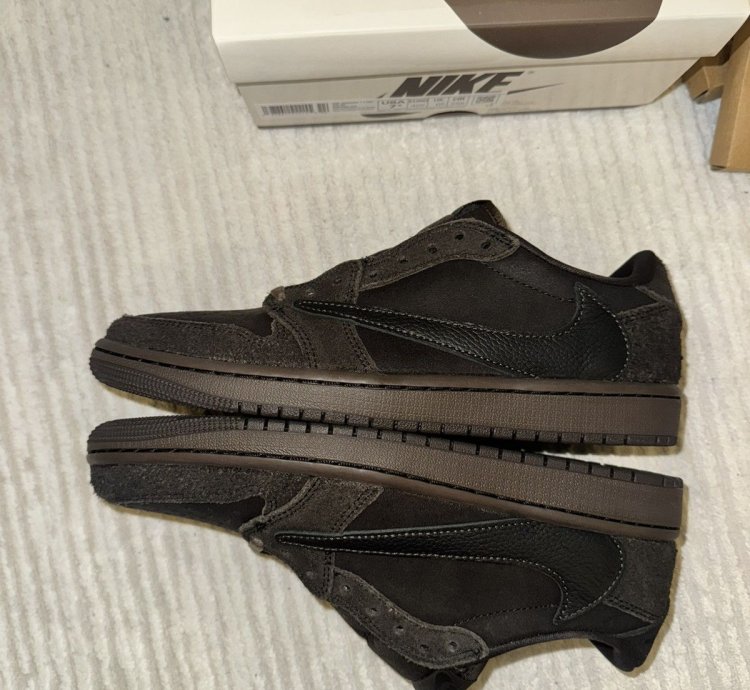 Air Jordan 1 Retro Low Travis Scott Velvet Brown Us 7 5