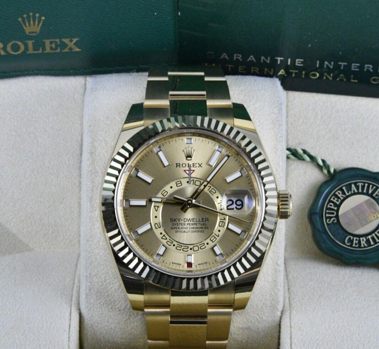 Rolex Sky-dweller 42mm Yellow Gold Fluted Bezel Champagne Index Dial Oyster Bracelet 326938